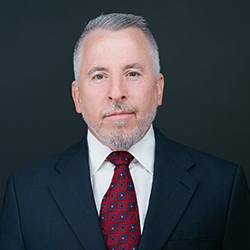 Mark Shapiro attorney photo